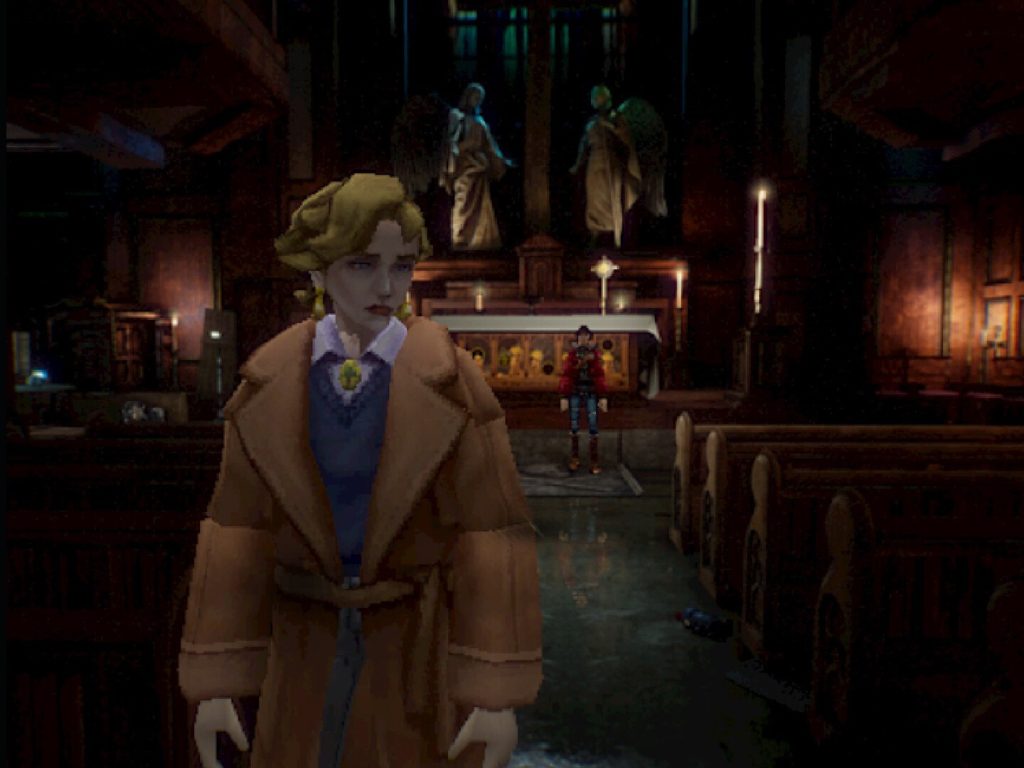 Une femme blonde en manteau, dans une église éclairée de bougies.